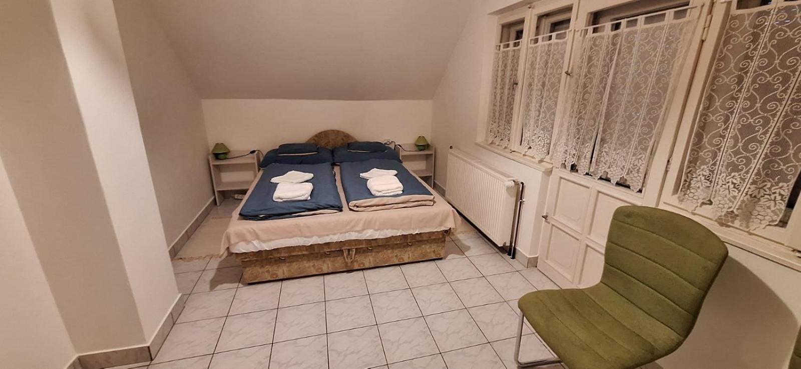 Apartamento Benitta Vendégház Hajdúszoboszló Exterior foto